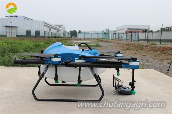 UAV spraying agriculture farm drone
