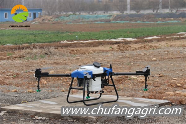 Agricultural UAV sprayer