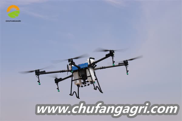 The agricultural electrical drone for fertilizer spraying